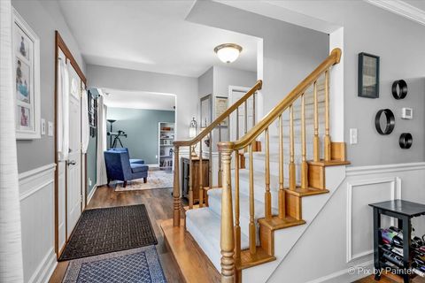 Tiny photo for 6N530 Crestwood Drive, St. Charles, IL 60175 (MLS # 12575864)