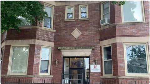 7512 S Champlain Avenue Chicago IL 60619