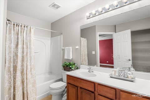 Tiny photo for 616 Lincoln Station Drive, Oswego, IL 60543 (MLS # 12695041)