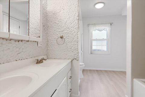Tiny photo for 505 E Vorey Street, Heyworth, IL 61745 (MLS # 12497948)