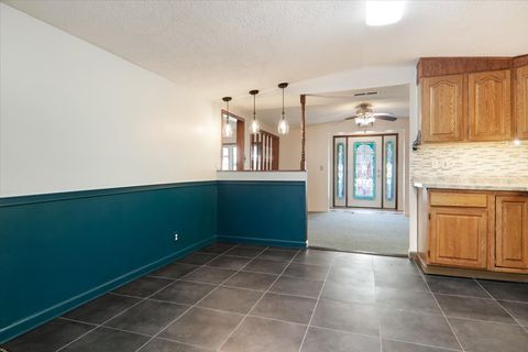 Tiny photo for 505 E Vorey Street, Heyworth, IL 61745 (MLS # 12497948)