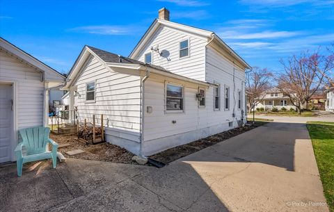 Tiny photo for 418 Houston Street, Batavia, IL 60510 (MLS # 12598080)