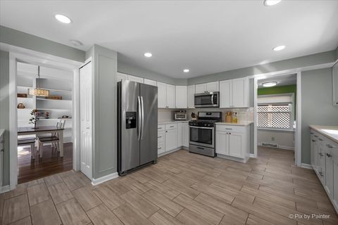 Tiny photo for 418 Houston Street, Batavia, IL 60510 (MLS # 12598080)