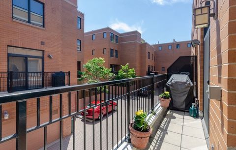 Tiny photo for 1125 W Monroe Street, Chicago, IL 60607 (MLS # 12559823)