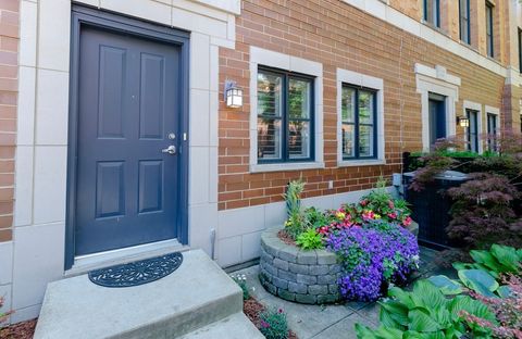 Tiny photo for 1125 W Monroe Street, Chicago, IL 60607 (MLS # 12559823)