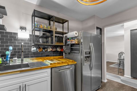 Tiny photo for 950 E Wilmette Road #330, Palatine, IL 60074 (MLS # 12587126)