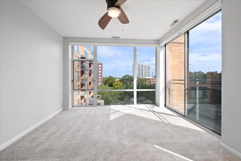 Tiny photo for 1720 Oak Avenue #502, Evanston, IL 60201 (MLS # 12491290)
