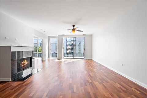 Tiny photo for 1720 Oak Avenue #502, Evanston, IL 60201 (MLS # 12491290)