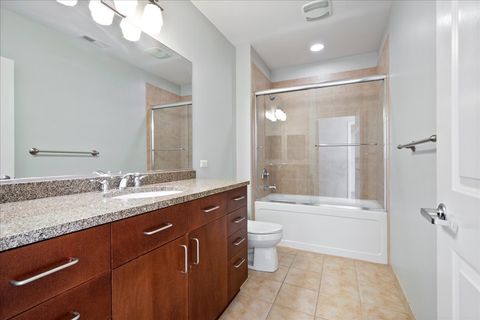 Tiny photo for 1720 Oak Avenue #502, Evanston, IL 60201 (MLS # 12491290)