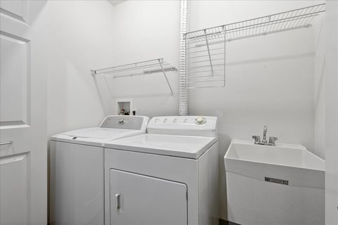 Tiny photo for 1720 Oak Avenue #502, Evanston, IL 60201 (MLS # 12491290)