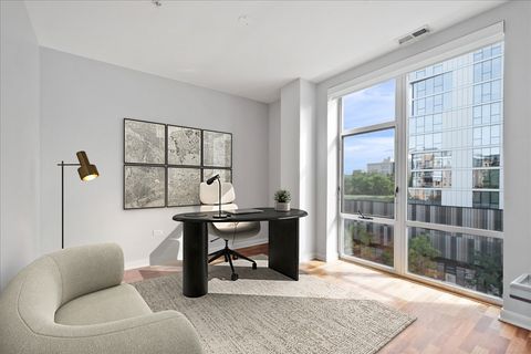 Tiny photo for 1720 Oak Avenue #502, Evanston, IL 60201 (MLS # 12491290)