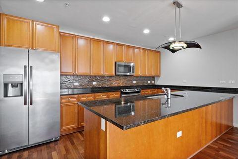 Tiny photo for 1720 Oak Avenue #502, Evanston, IL 60201 (MLS # 12491290)