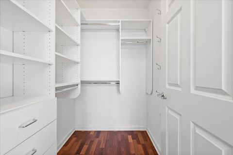 Tiny photo for 1720 Oak Avenue #502, Evanston, IL 60201 (MLS # 12491290)