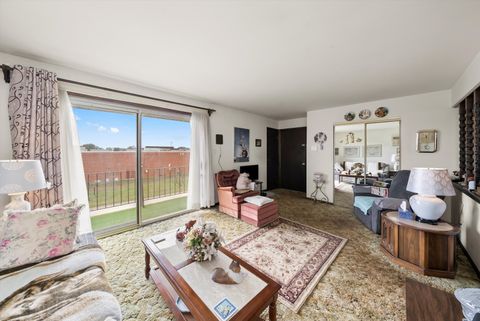 Tiny photo for 7306 W 86th Street #3B, Bridgeview, IL 60455 (MLS # 12467924)