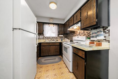 Tiny photo for 7306 W 86th Street #3B, Bridgeview, IL 60455 (MLS # 12467924)