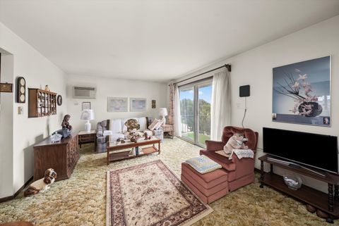 Tiny photo for 7306 W 86th Street #3B, Bridgeview, IL 60455 (MLS # 12467924)