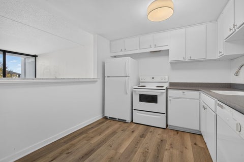 Tiny photo for 2015 S Finley Road S #608, Lombard, IL 60148 (MLS # 12786150)