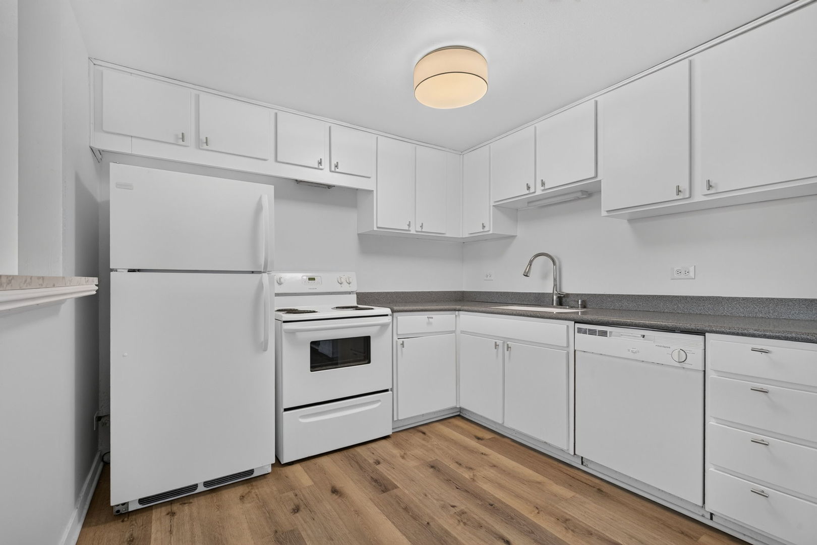 2015 S Finley Road S 608