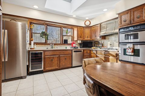 Tiny photo for 1603 Ashton Court, Wheaton, IL 60187 (MLS # 12565477)