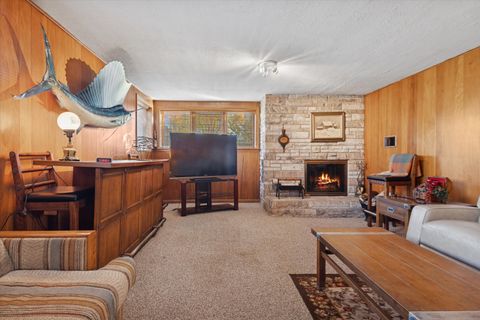 Tiny photo for 1603 Ashton Court, Wheaton, IL 60187 (MLS # 12565477)