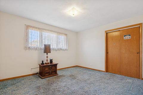 Tiny photo for 1603 Ashton Court, Wheaton, IL 60187 (MLS # 12565477)