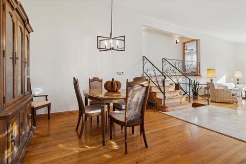 Tiny photo for 1603 Ashton Court, Wheaton, IL 60187 (MLS # 12565477)