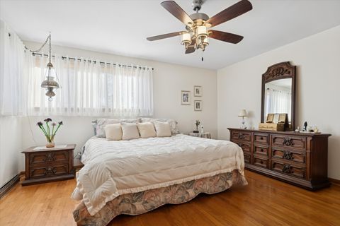 Tiny photo for 1603 Ashton Court, Wheaton, IL 60187 (MLS # 12565477)