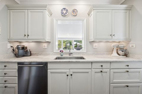Tiny photo for 1216 16th Street, Wilmette, IL 60091 (MLS # 12629902)