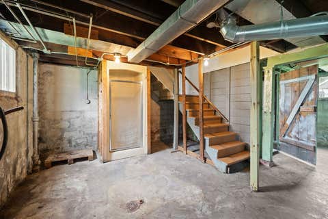 Tiny photo for 424 S Concord Street, Davenport, IA 52802 (MLS # 12733471)