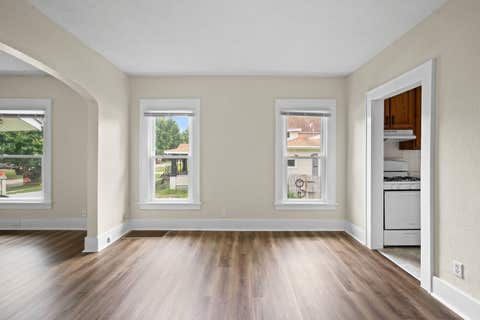 Tiny photo for 424 S Concord Street, Davenport, IA 52802 (MLS # 12733471)