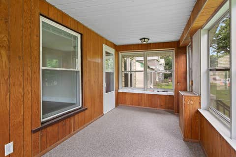 Tiny photo for 424 S Concord Street, Davenport, IA 52802 (MLS # 12733471)