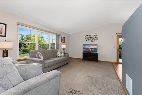 Tiny photo for 18124 Kirby Drive, Tinley Park, IL 60487 (MLS # 12718435)