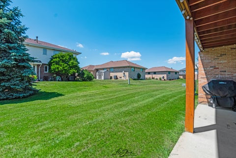 Tiny photo for 18124 Kirby Drive, Tinley Park, IL 60487 (MLS # 12718435)