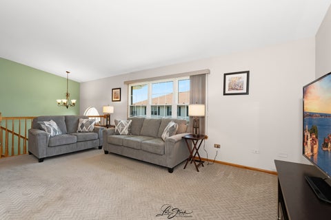 Tiny photo for 18124 Kirby Drive, Tinley Park, IL 60487 (MLS # 12718435)