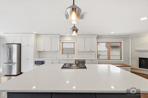 Tiny photo for 254 S CEDAR Avenue, Wood Dale, IL 60191 (MLS # 12598004)