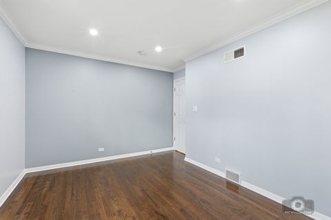 Tiny photo for 254 S CEDAR Avenue, Wood Dale, IL 60191 (MLS # 12598004)