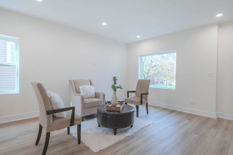 Tiny photo for 3535 N Osceola Avenue, Chicago, IL 60634 (MLS # 12618236)