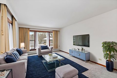 Tiny photo for 305 N Craig Place, Lombard, IL 60148 (MLS # 12514027)