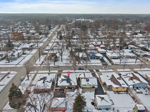 Tiny photo for 305 N Craig Place, Lombard, IL 60148 (MLS # 12514027)