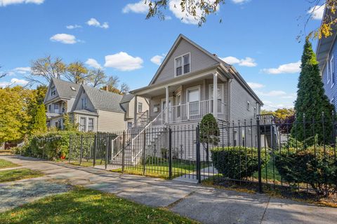 4249 N Central Park Avenue Chicago IL 60618