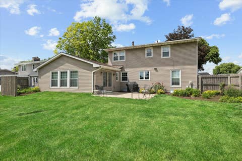 Tiny photo for 1025 8th Avenue N, Clinton, IA 52732 (MLS # 12675641)