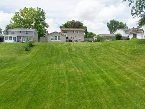 Tiny photo for 1025 8th Avenue N, Clinton, IA 52732 (MLS # 12675641)