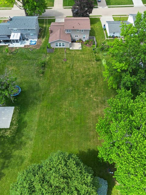 Tiny photo for 1025 8th Avenue N, Clinton, IA 52732 (MLS # 12675641)