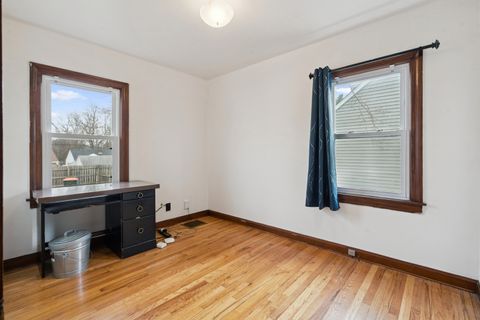 Tiny photo for 2627 COLLEGE Avenue, Davenport, IA 52803 (MLS # 12603508)