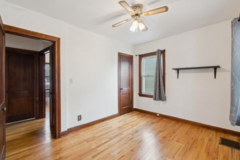 Tiny photo for 2627 COLLEGE Avenue, Davenport, IA 52803 (MLS # 12603508)