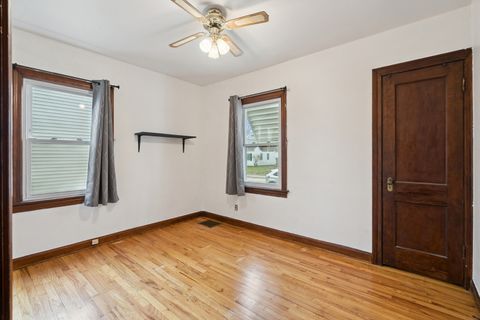 Tiny photo for 2627 COLLEGE Avenue, Davenport, IA 52803 (MLS # 12603508)