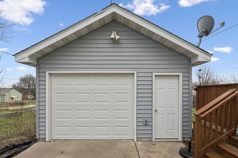 Tiny photo for 2627 COLLEGE Avenue, Davenport, IA 52803 (MLS # 12603508)