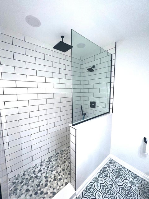 Tiny photo for 615 W St Johns Place, Addison, IL 60101 (MLS # 12697892)