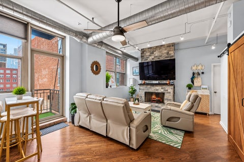 Tiny photo for 500 S Clinton Street #612, Chicago, IL 60607 (MLS # 12770355)