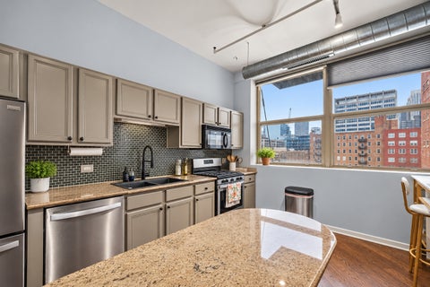 Tiny photo for 500 S Clinton Street #612, Chicago, IL 60607 (MLS # 12770355)